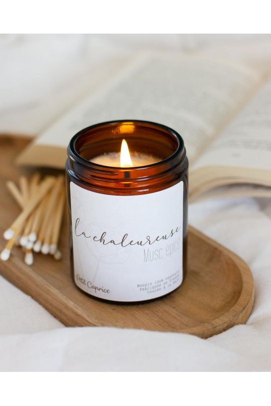 scented candle musk and spices