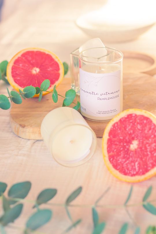 natural scented candle grapefruit