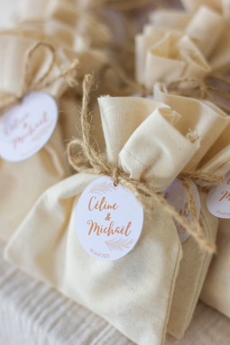 Wedding pebbles (set of 10)